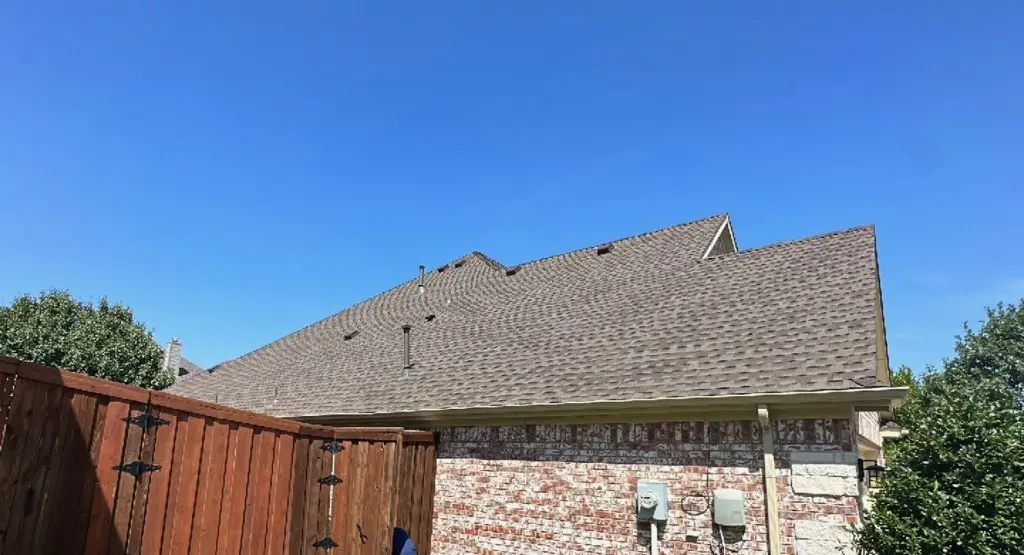 Completed roof replacement project in Hickory Creek